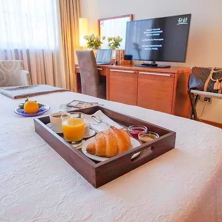 勒佩特皮亚弗加尼酒店 酒店 3*