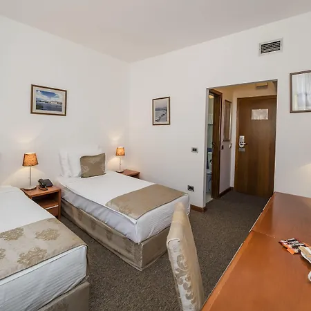 酒店 勒佩特皮亚弗加尼酒店 3*