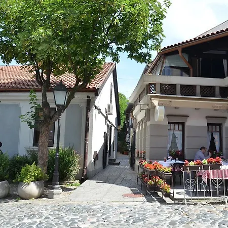 勒佩特皮亚弗加尼酒店