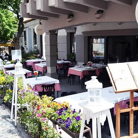 Garni Le Petit Piaf Belgrado