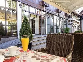 Hotel Garni Le Petit Piaf Belgrado