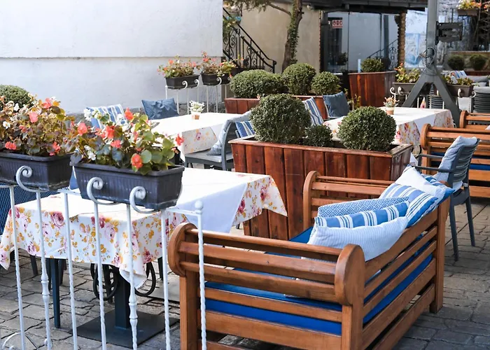 Hotel Garni Le Petit Piaf 3*