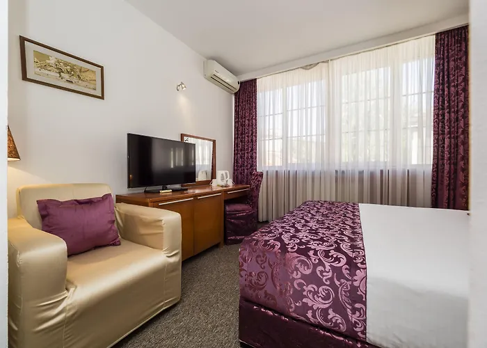 Hotel Garni Le Petit Piaf Belgrado