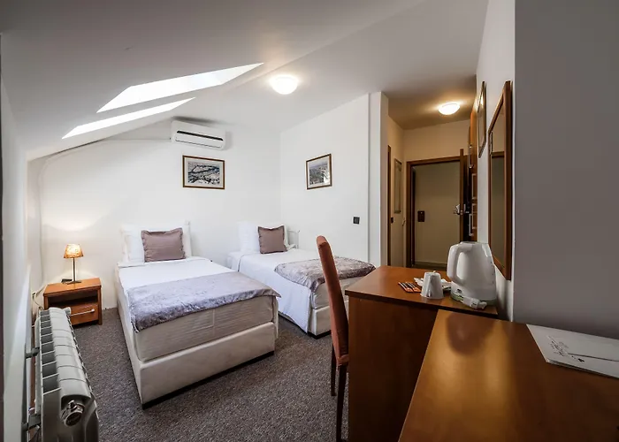 Garni Le Petit Piaf Hotel Belgrado