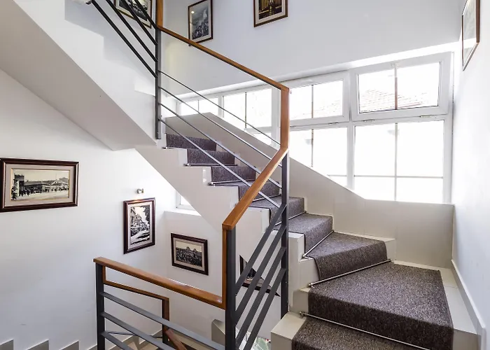 Garni Le Petit Piaf Hotel