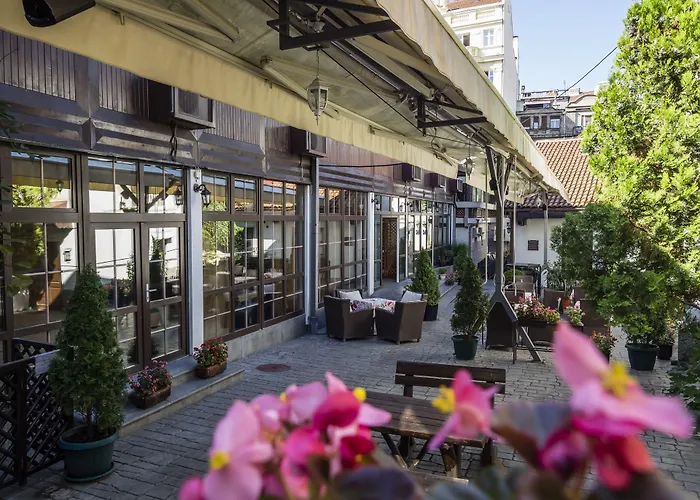 Garni Le Petit Piaf Hotel