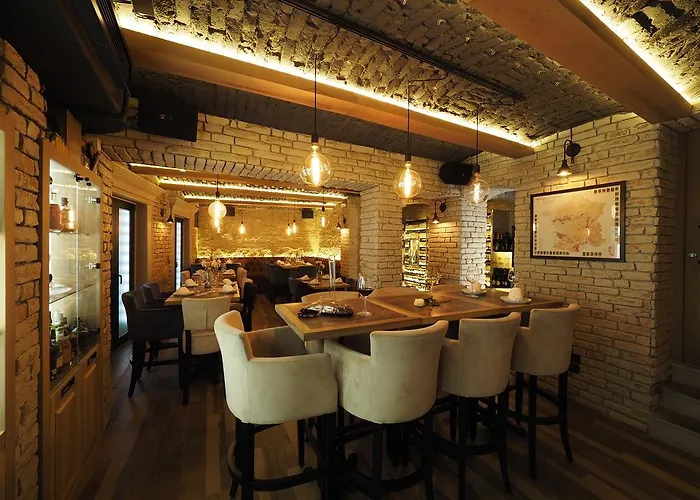 Hotel Garni Le Petit Piaf 3*