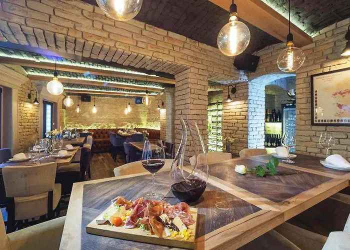 Garni Le Petit Piaf Hotel 3*