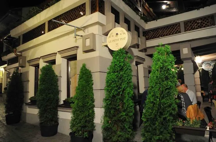 Hotel Garni Le Petit Piaf