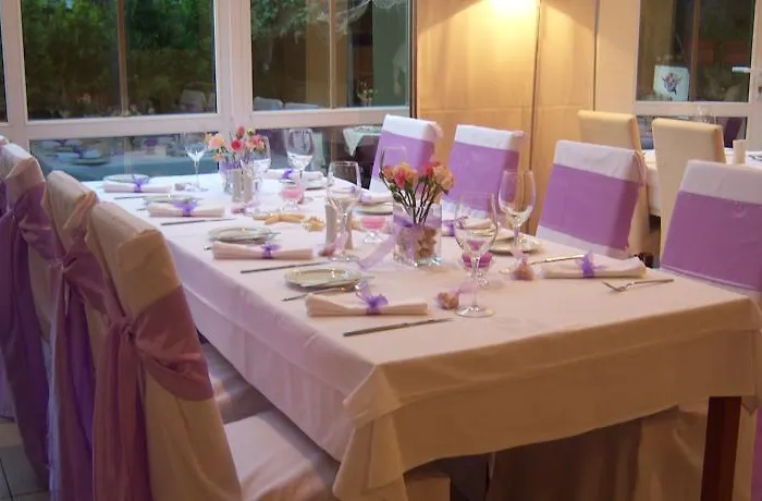 Garni Le Petit Piaf Hotel