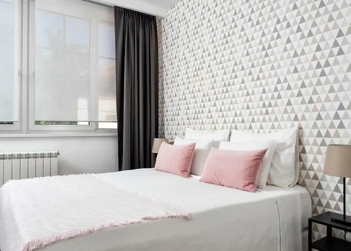 Garni Le Petit Piaf Belgrado